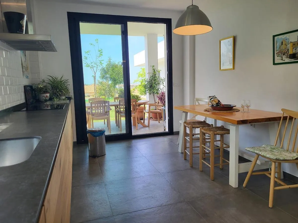 Holiday home Family House With Nice Garden 10Min From Sanlucar Sanlucar de Barrameda