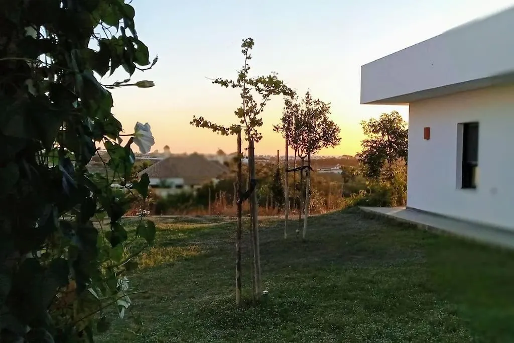 Family House With Nice Garden 10Min From Sanlucar Sanlucar de Barrameda